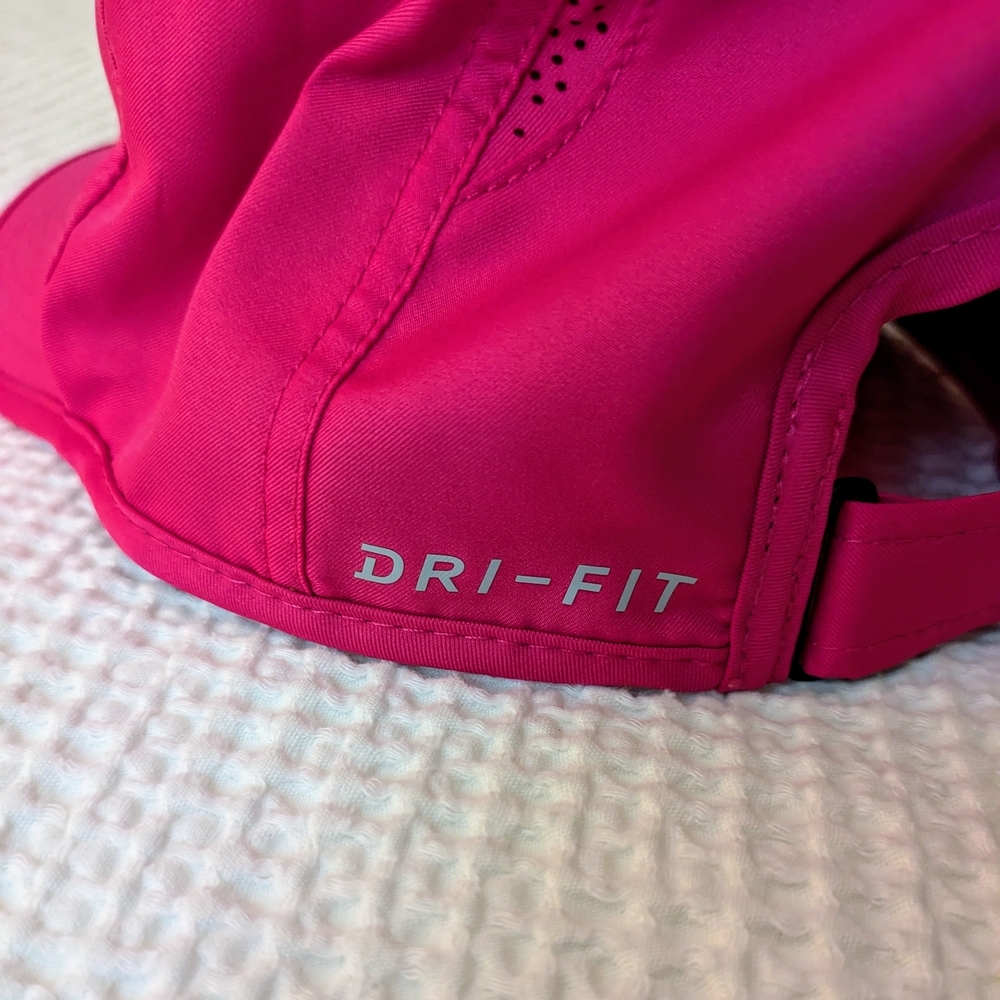 Nike Dri-fit Featherlight Pink Cap Running Hat Dark Fuschia - Picture 4 of 7